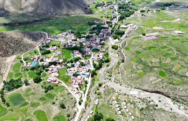 西藏日喀則市2025年農(nóng)村飲水改造提升項目凈水設(shè)備廠家直銷