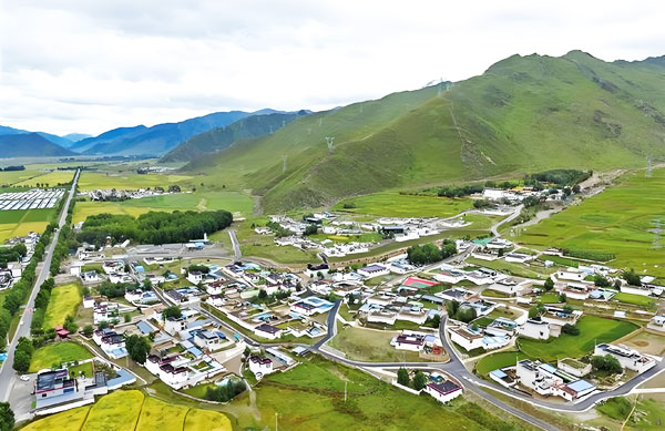 拉薩墨竹工卡縣農(nóng)村飲水改造用哪種一體化凈水設(shè)備?