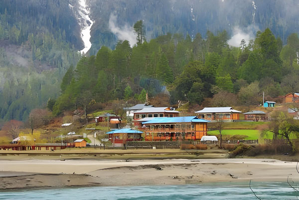 西藏鄉(xiāng)村居民生活飲水項(xiàng)目用哪種水凈化設(shè)備?