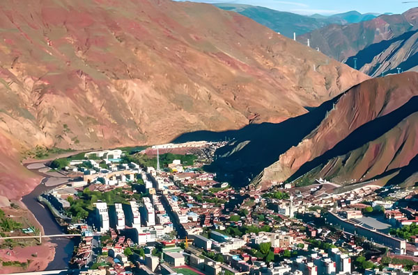 西藏察雅縣農(nóng)村飲水提質(zhì)增效水廠凈水設(shè)備如何選？