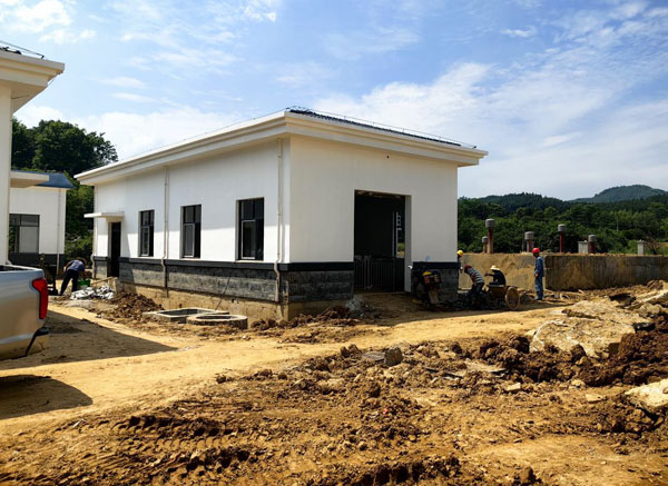 青海西寧農(nóng)村分散供水項(xiàng)目?jī)羲檬裁垂に嚕? />					<p>青海西寧農(nóng)村地區(qū)的供水保障項(xiàng)目關(guān)系到千家萬(wàn)戶的飲水安全，水源主要來(lái)自地表水，如何把這些天然水處理成符合飲用水標(biāo)準(zhǔn)的清水，成為……</p>
					<span>2026-03-26&nbsp;|&nbsp;（104）</span>
				</div>
			</div>			<div   id=